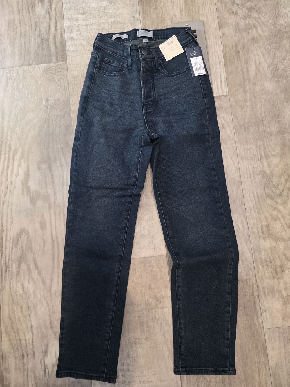 Woman's Slim Straight Jeans in Dark Indigo
